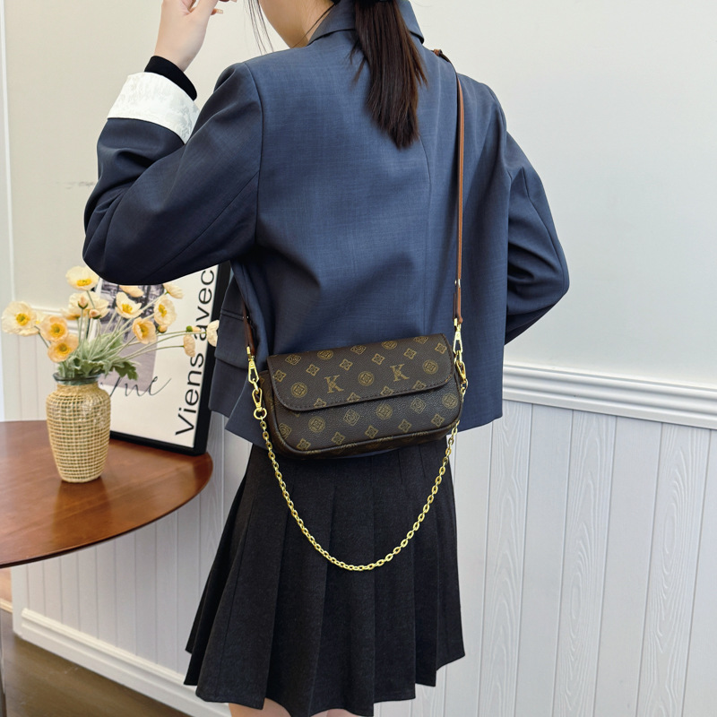 DHwanglijia hot free shipping designer shoulder bags designer bag Fashionable Crossbody flap pocket for woman