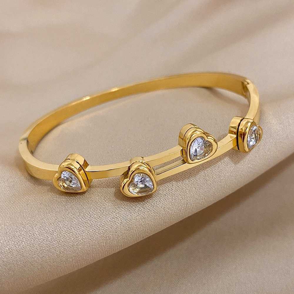 Greater Romantic Cubic Zirconia Heart Stainless Steel Bangles Bracelets for Women Gold Plated Jewelry Valentines Day Gift XJ250524