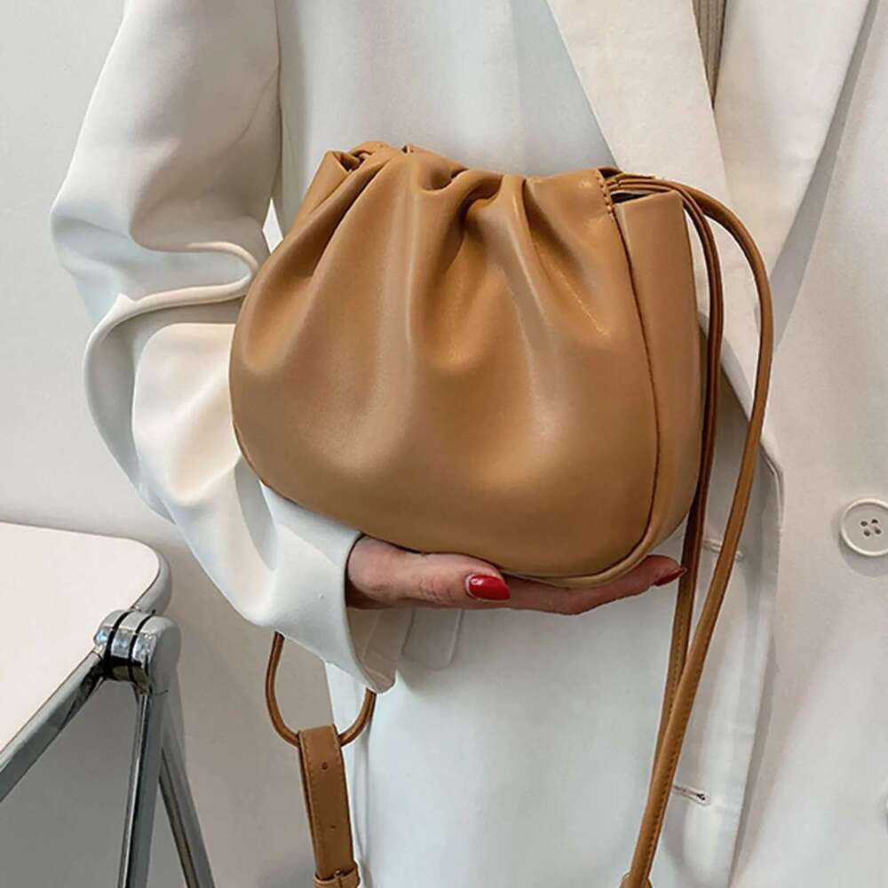 Women's Simple Shoulder Solid Color Crossbody Bags With Magnetic Closure For Casual And Work Use