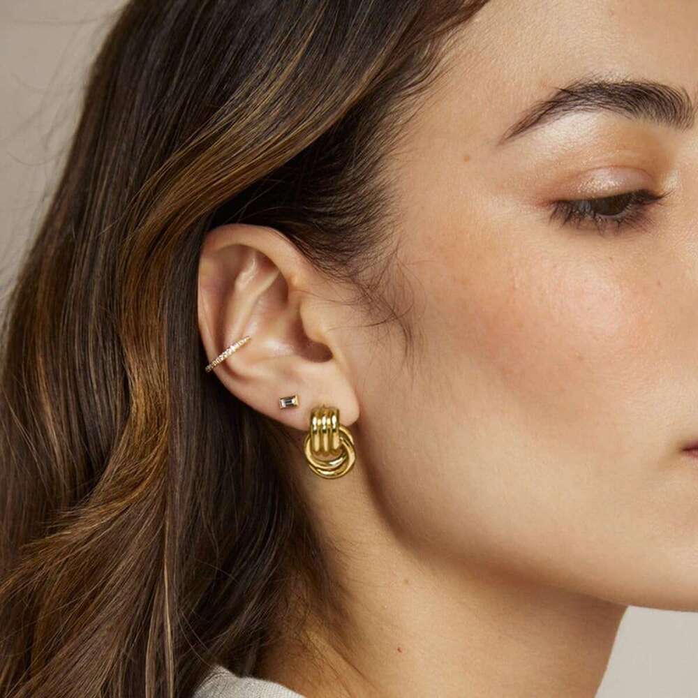 Rough summary: Earrings made of gold geometric earrings for women. Exquisite gold-plated sier plated pendants, earrings, hypoallergenic, lightweight,