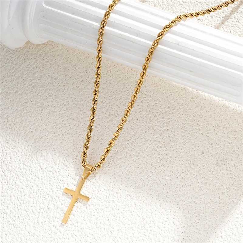 Stainl Steel Cross Pendant Necklace for Men Boys 18K Gold Plated Silver Simple Twisted Chain Fashionable Jewelry Beach Party XJ250524
