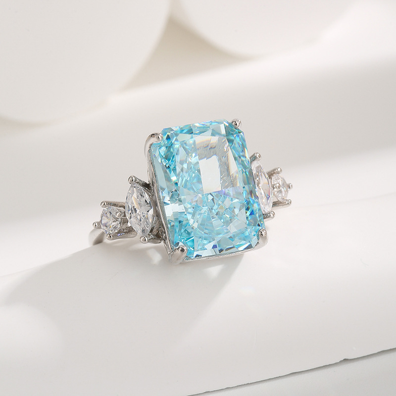 Colorful Rectangular Gemstone Ring with Five-Color Diamond Inlays, Stylish Luxury Women's Ring, Perfect for Birthdays and Anniversaries
