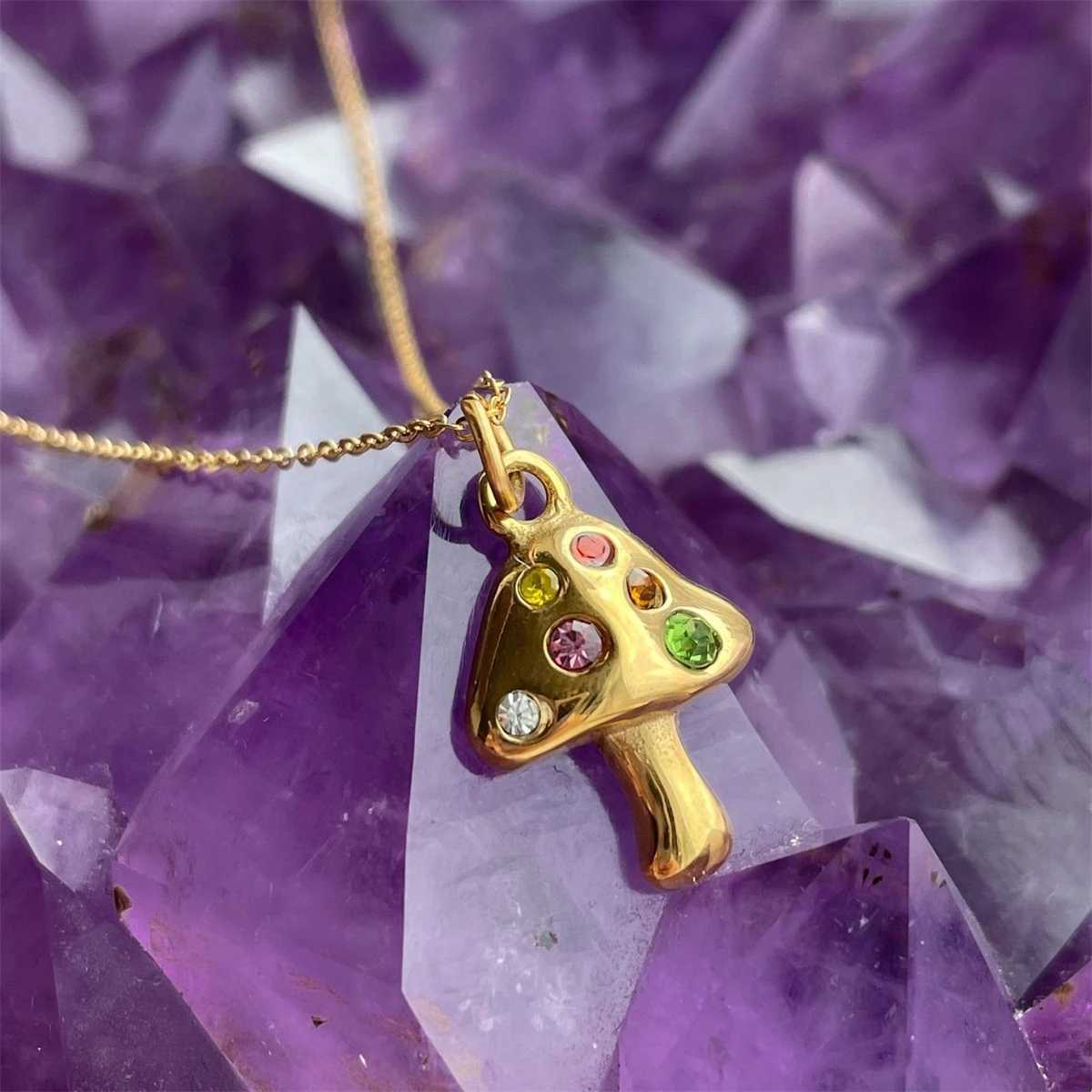 Stainless steel mushroom necklace with lucky symbol embedded in zirconium necklace gold-plated and color preserving XJ250524