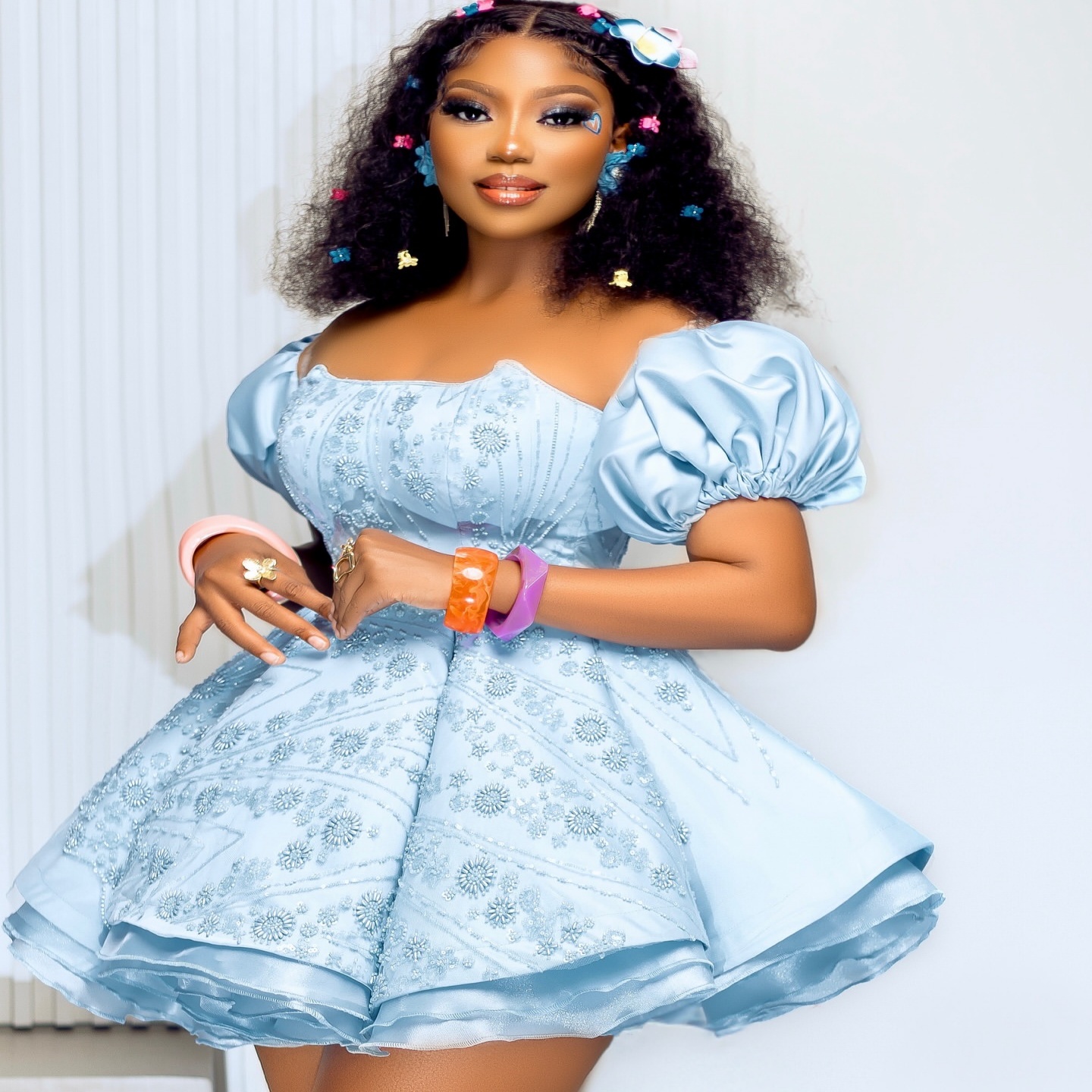 Light Sky Blue Ball Gown Cocktail Dress Sequined Satin Short Sleeves Short Mini Graduation Homecoming Dresses For Special Occasions Sweetheart Gowns