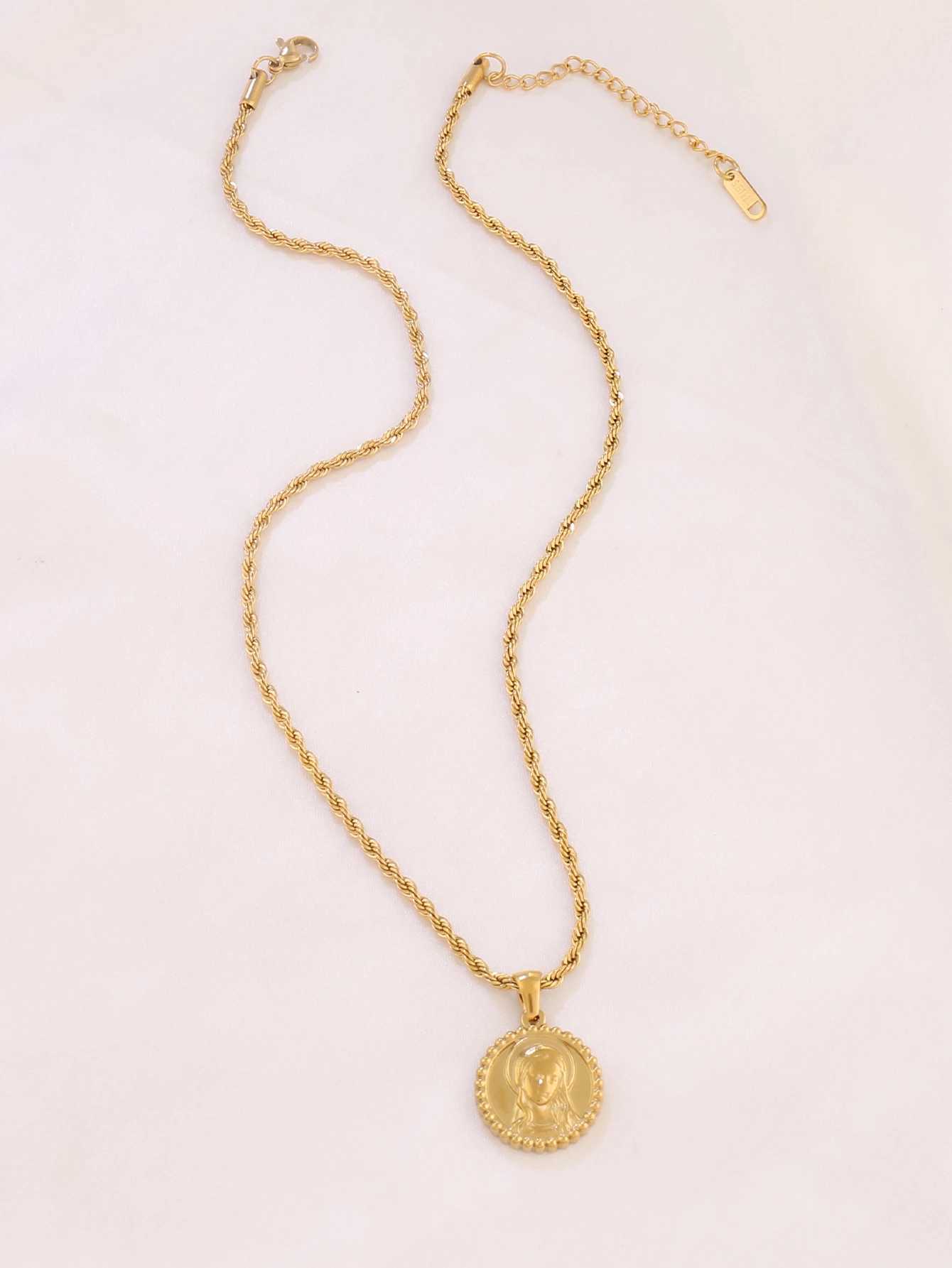 1pcs Stainl Steel Virgin Mary Madonna Godd Charms Religious Pendant Necklace For Women Chain Necklaces Jewelry XJ250524