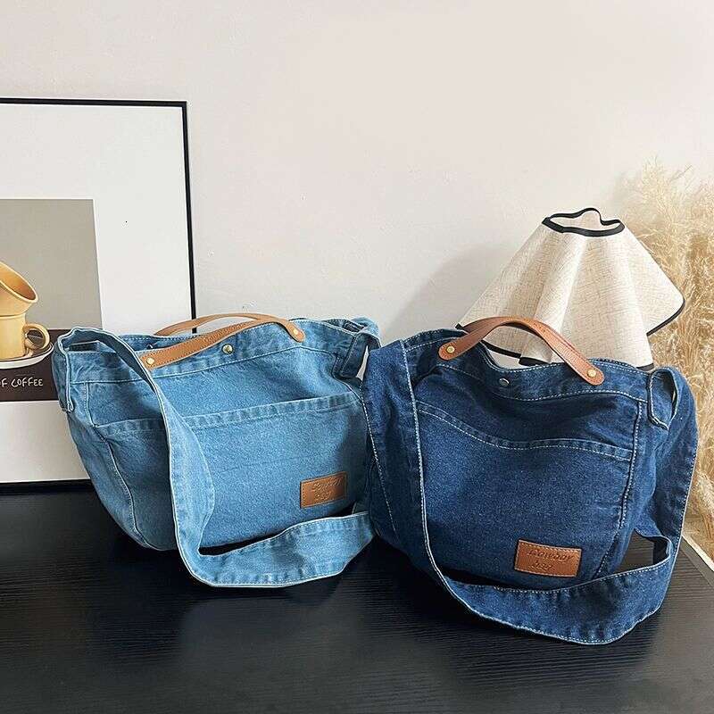 denim bags Cowboy cloth for women 2025 new simple casual college student crossbody bag fashionable hand-held shoulder bag