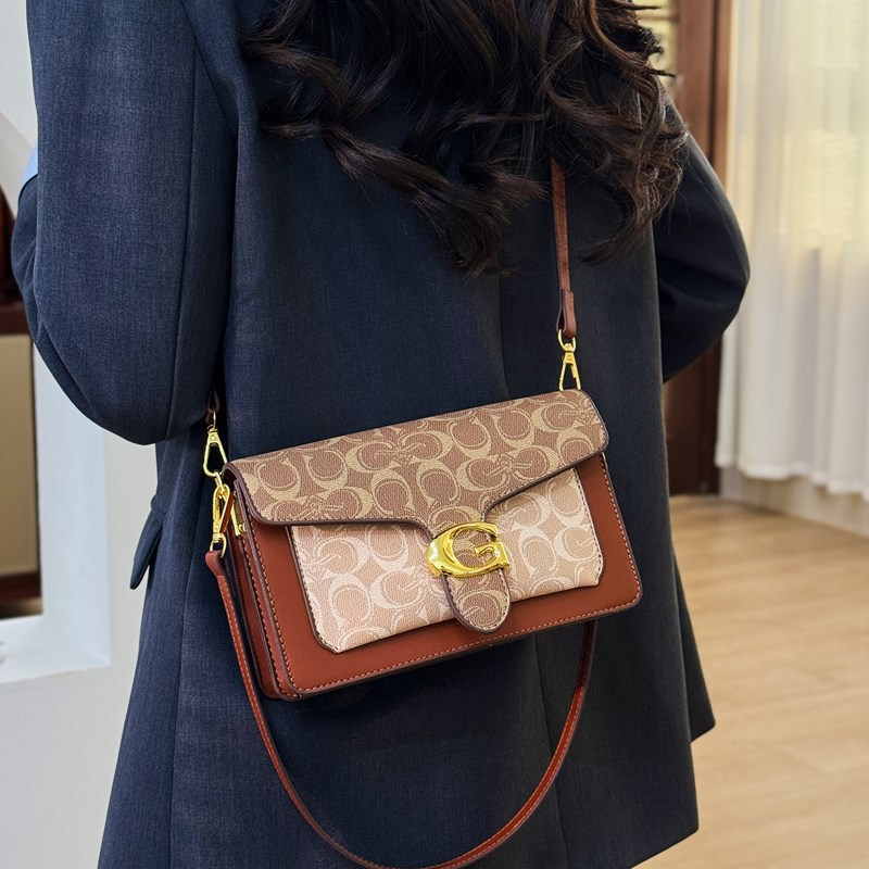 free shipping designer Shoulder Bags for woman Fashion casual outdoor classic black white brown flap