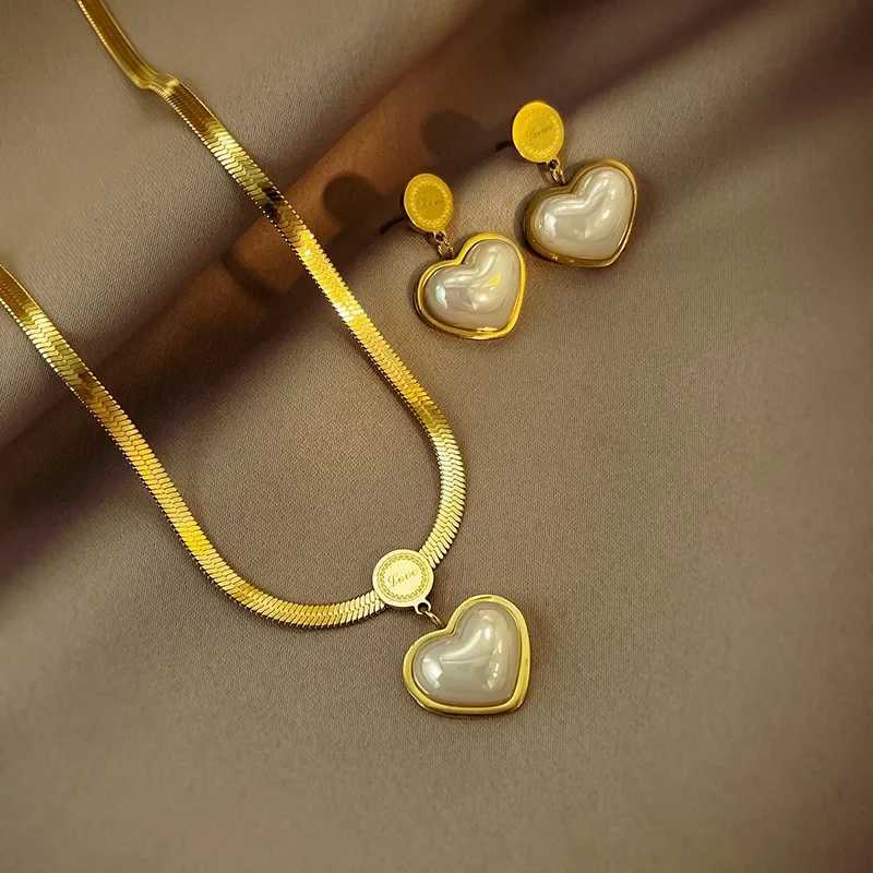 Korean Fashion Stainl Steel Gold Color Heart Necklaces for Women Chokers Trend Elegant Snake Chain Pendant Party Jewelry XJ250524