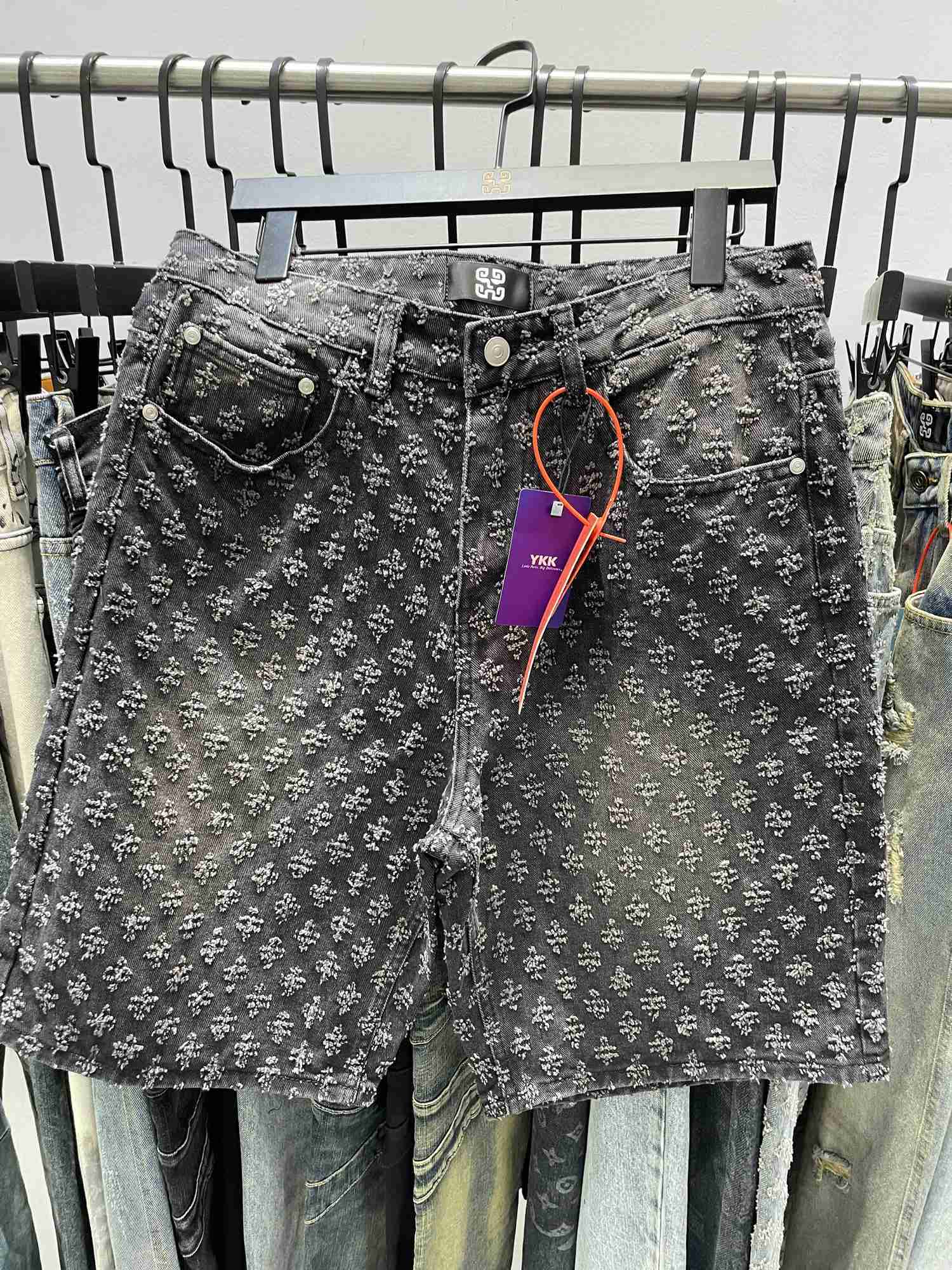 New Summer Men Distressed Short Jeans Vintage Jacquard Straight Leg Mens Denim Shorts Pants H260508 - view 3