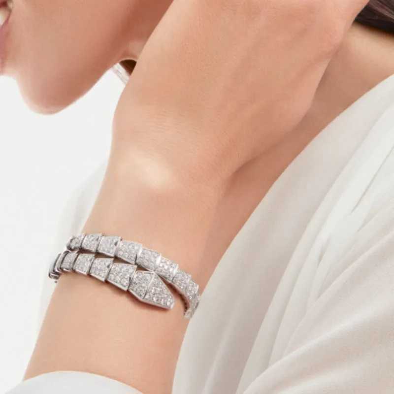 Snake shaped womens full diamond internet famous no fading fashionable personalized and trendy Z250524