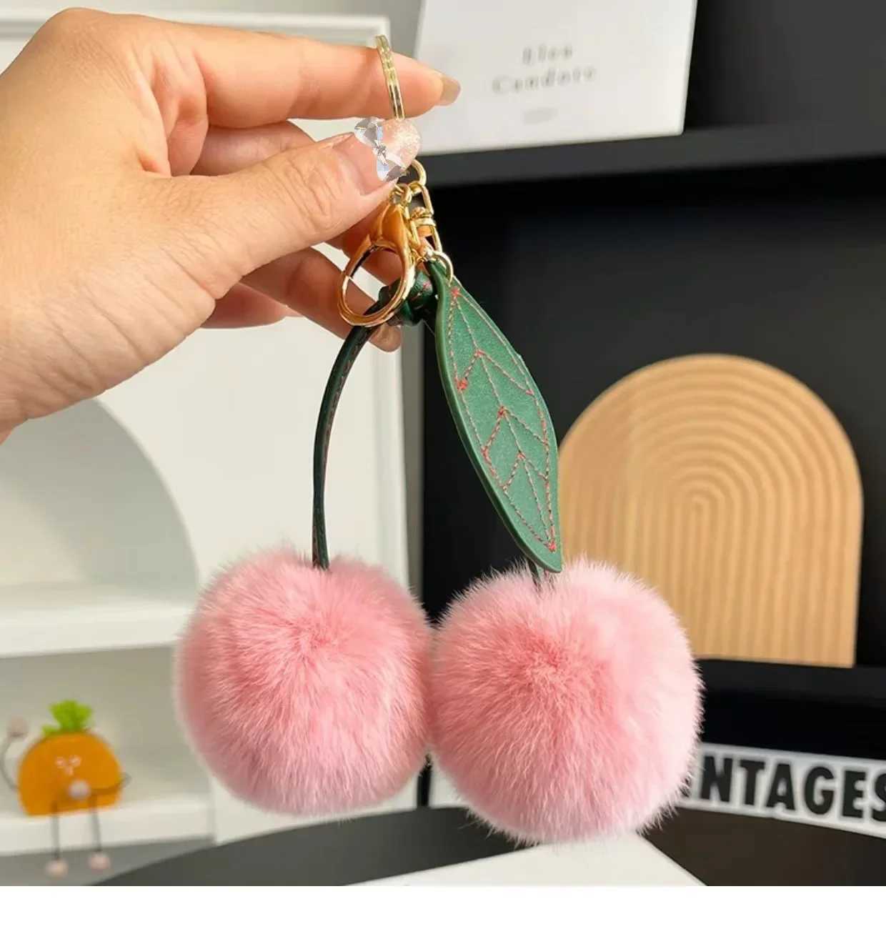 Real Otter Rabbit Hair Cherry Car Keychain Pendant Net Red INS Cute Plush Ball Bag Pendant Birthday Gift Schoolbag Travel W250526