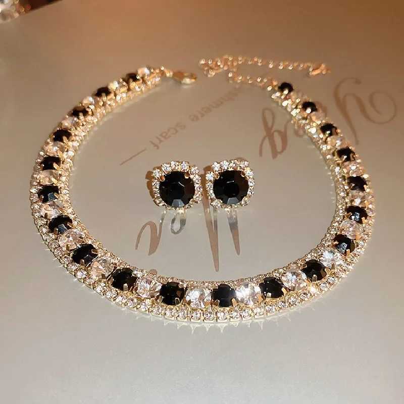 Luxury Crystal Necklace Earrings Set Champagne Green Blue Black Necklace for Women Weddings Party Jewelry Sets Accessories XJ250524