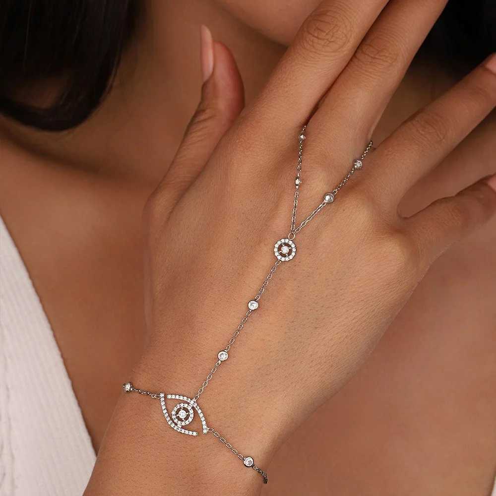 Stonefans Fashion Evil Eye Bracelet Rhinestone Hand Jewelry for Women 2024 Halloween Finger Bracelet Ring Accessories Gift XJ250524