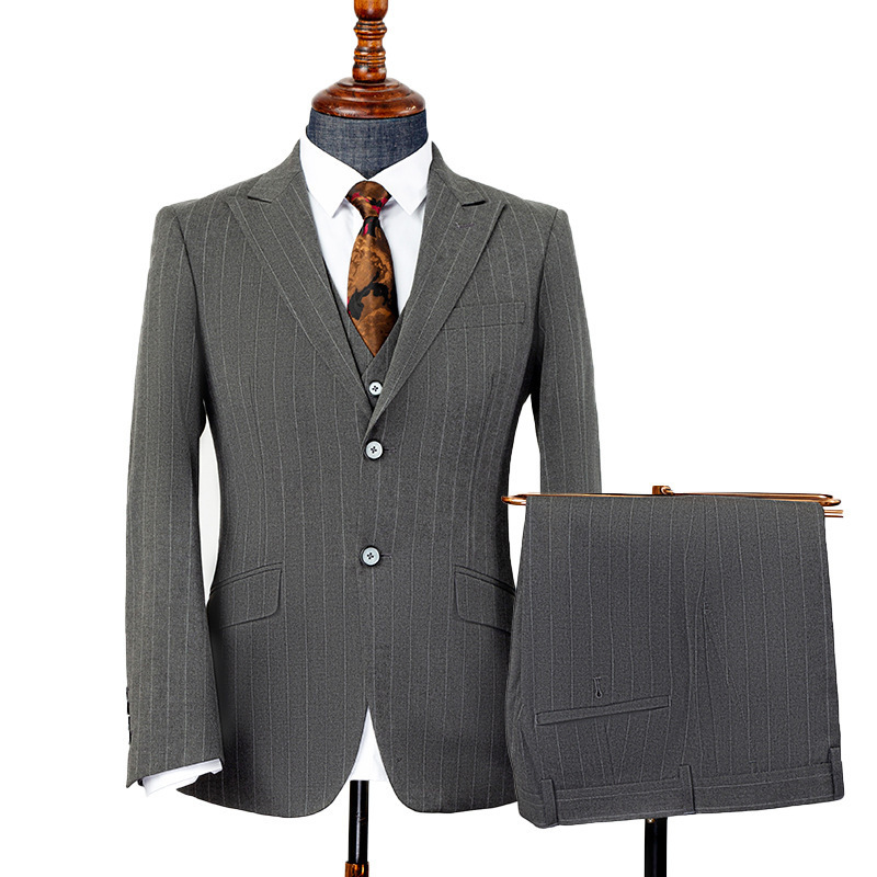 67 Autumn suits for men and women, same style