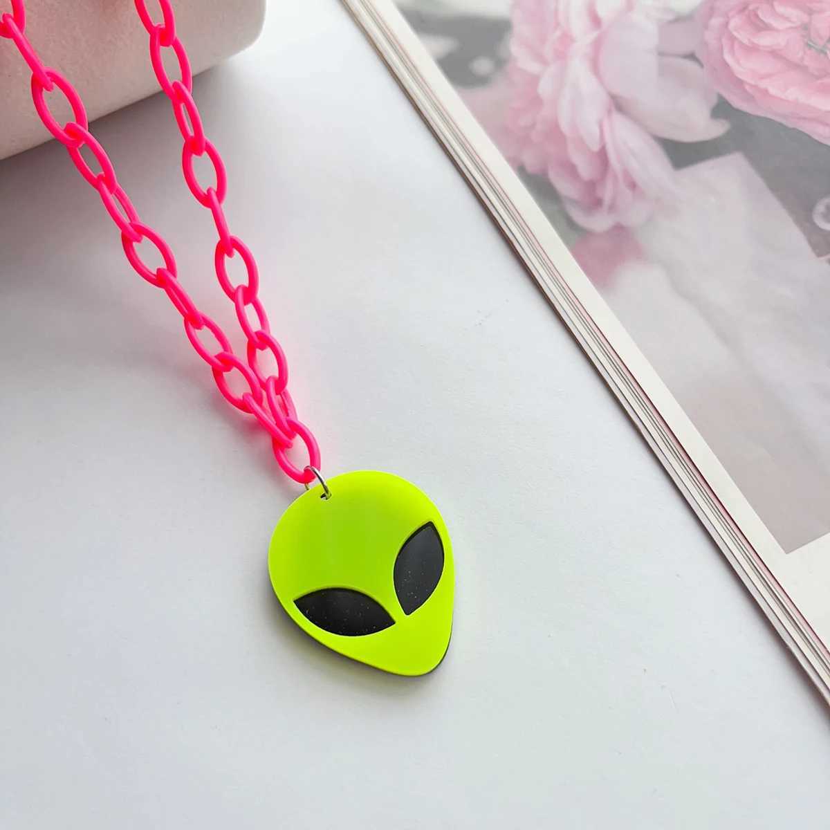 Y2K hip-hop Rock Contrast Fluorescent Alien Pendant Long sweater Chain Necklace Womens Accories XJ250524