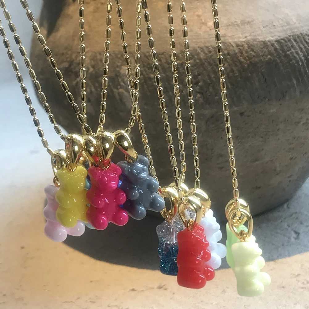 2021 Can Color Gummy Bear Resin Pendant Necklace for Women Simple Golden Metal Chain Necklace Female Fashion Jewelry Gifts XJ250524