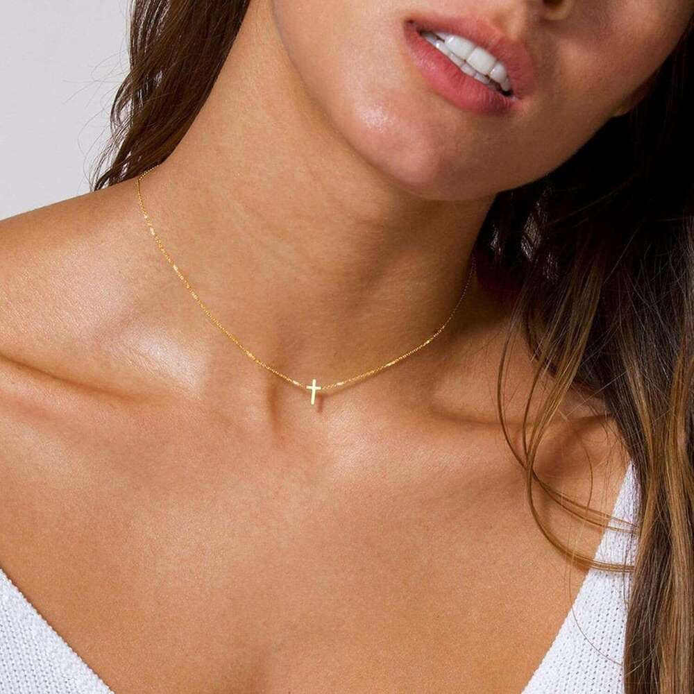 Ladies' exquisite necklace 14k gold-plated small pendant simple ladies' cute cross necklace, fashionable gold jewelry gift