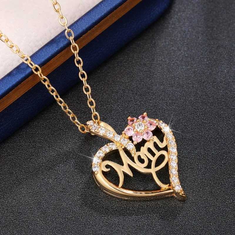 Huitan Mothers Day Necklace for Mom Luxury Trendy Craved Pendant Necklace Pink Flower Aesthetic Neck Accories Jewelry XJ250524