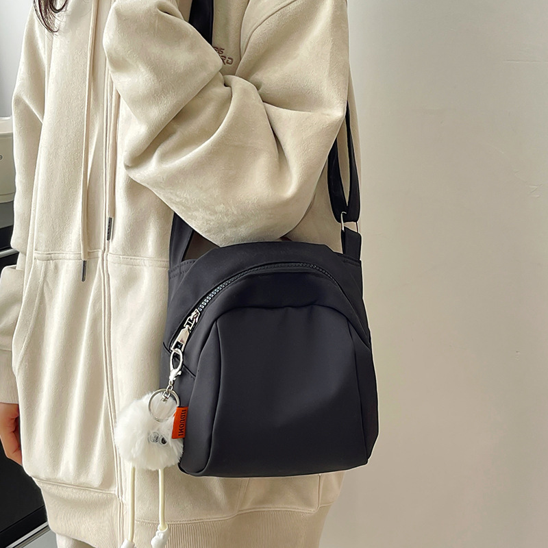 Casual Crossover Fresh and trend Simple Solid Color Shoulder Bag New Women's Fashion Handbag Designer Fashion Crossbody Bag