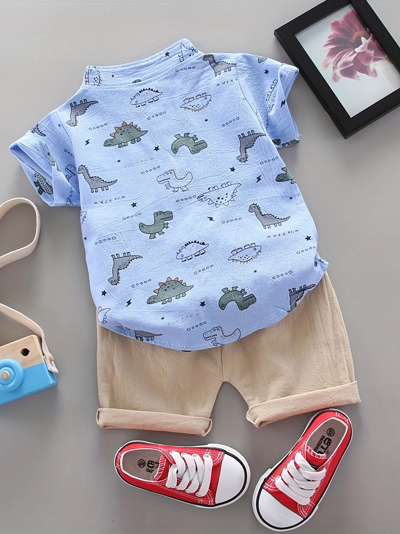 Infant and toddler summer full print small dinosaur pattern short sleeved shorts set outdoor standing collar shirt fashionable 250517z