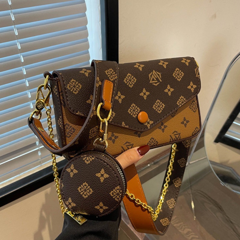 Free shipping new designer shoulder bags handbag Fashion lady Bags flap chain Underarm messenger Bag Envelope package