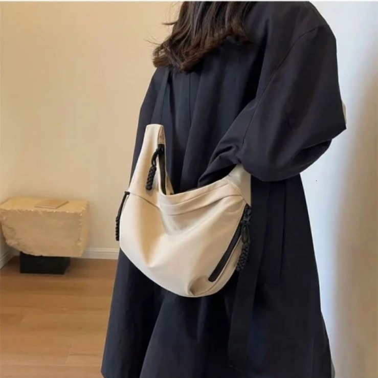 New trend Oxford cloth women's crossbody bag, new casual single shoulder designer, fashionable commuting women's crossbody bag