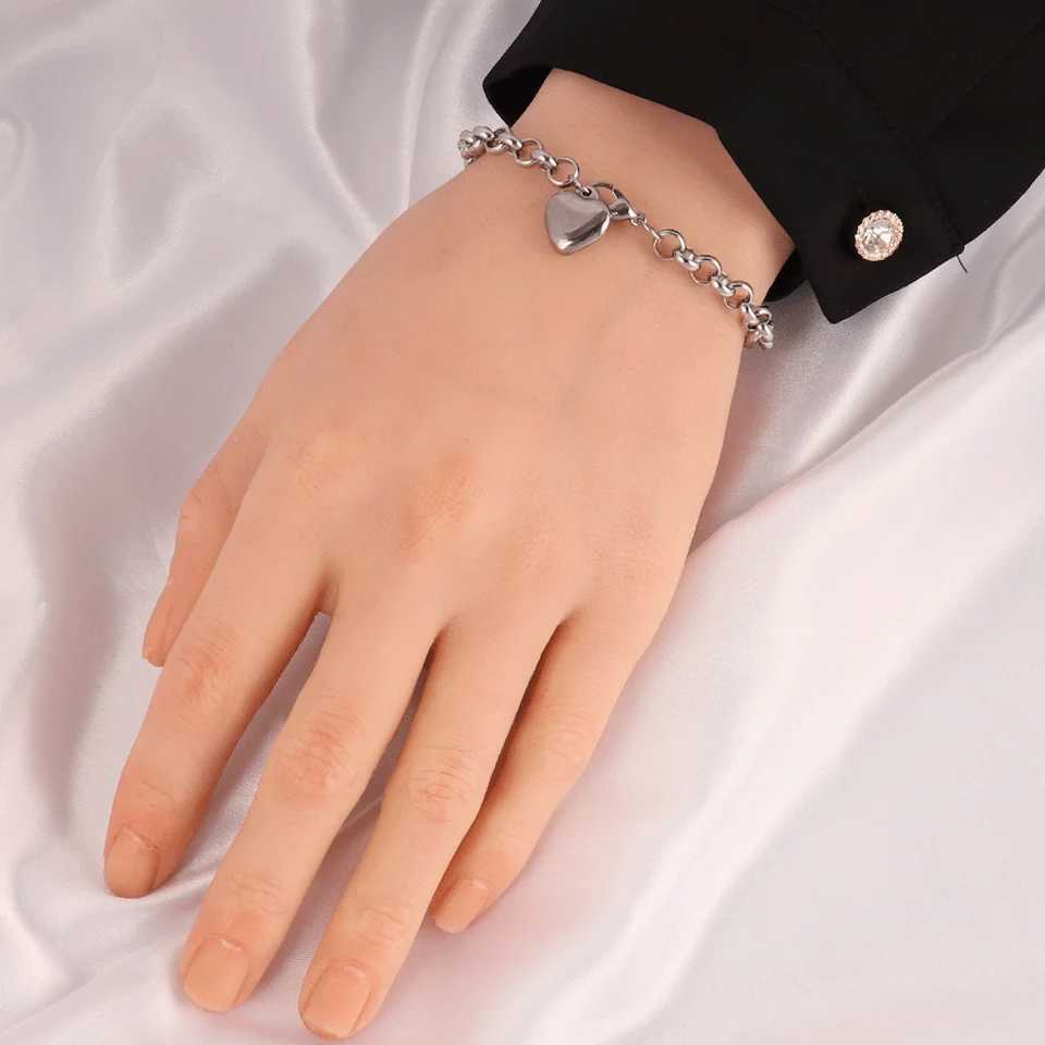 316L Stainless Steel Heart Bracelet For Women Fashion Heart Pendant Chain Bracelets Jewelry Gift XJ250524