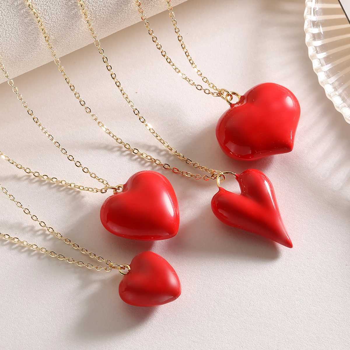 NEWBUY 2025 New Arrival Red Oil Dripping 4 Style Heart Pendant Necklaces For Women Daily Accories XJ250524