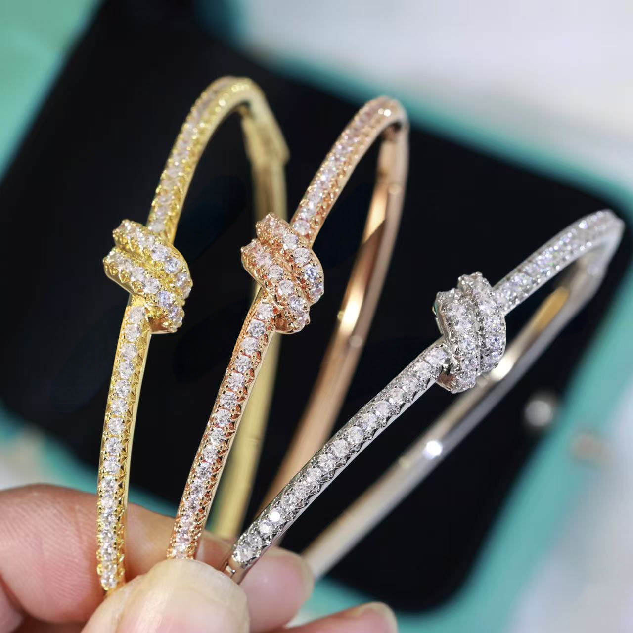 Luxury original Designer Bracelet Designer Jewelry Mens Bracelets Diamond Bracelet Silver Gold Bangle Classic Athleisure Stainless Steel Unisex Women