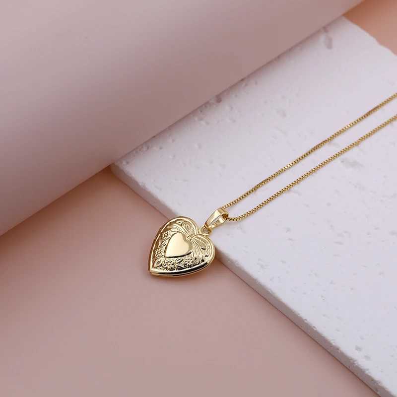 2023 simple fashion Heart Locket Pendants Necklaces For Women Gold Color Photo Frame Valentine rs Necklace 45 cm Gift JewelrXJ250524