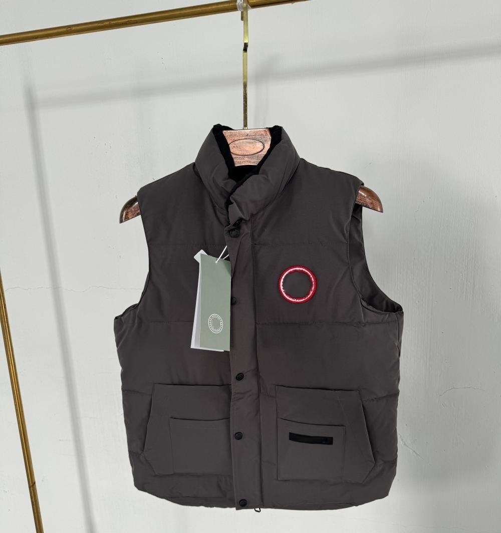 25ss mens vest designer gilet luxury down puffer jacket canada woman feather filled material coat snow graphite couple coat Label 3xl 4xl 5xl black navy Warm Vests852