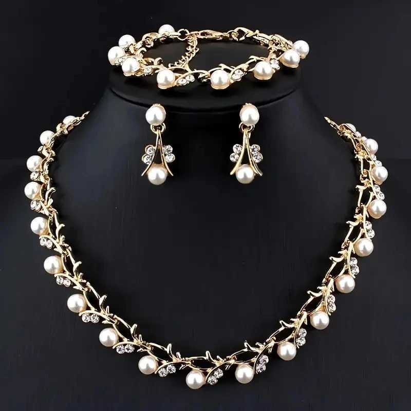 4 Pcs/set Fashion Retro Womens Jewelry Set Rhinestone Artificial Pearl Wedding Party Bride Wedding Necklace Bracelet Earrings XJ250524
