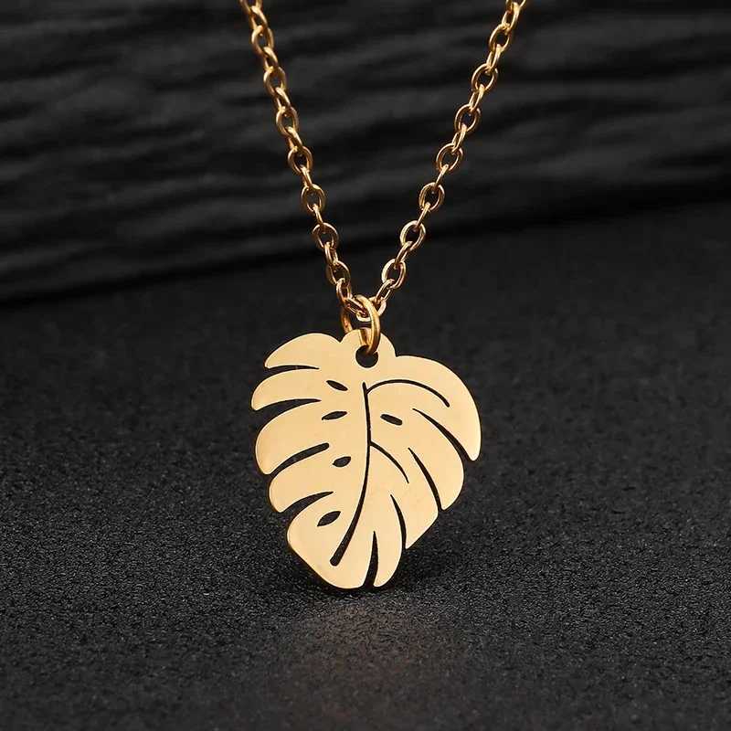 Stainless Steel Necklace Haii Style Summer Collar Stainless Steel Palm Necklaces For Women Monstera Pendant Necklace XJ250524