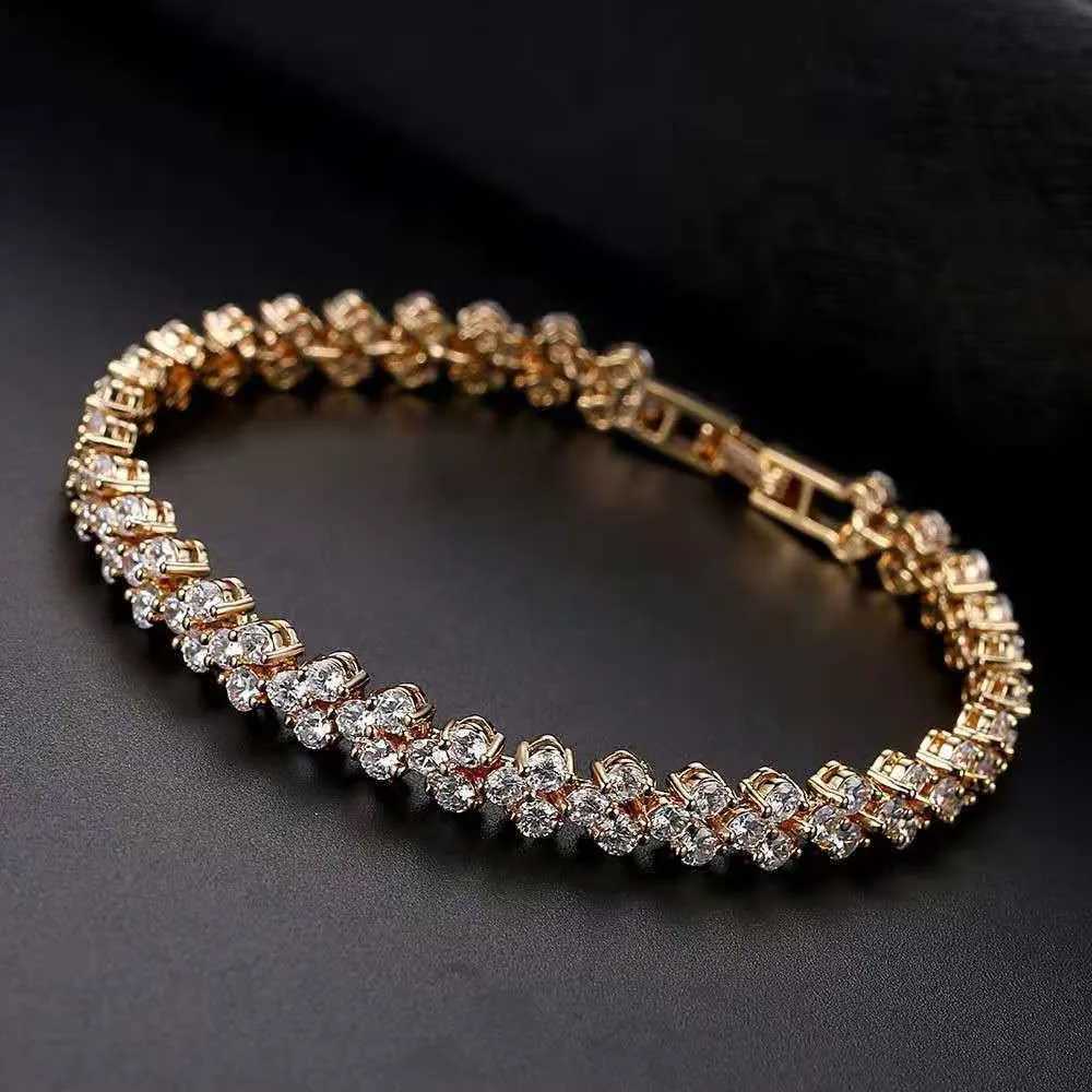 Luxury Roman Crystal Geometric Chain Bracelets for Women Trendy 2024 Goth Full Rhinestone Charm Bangles Wed Jewelry Accessories XJ250524