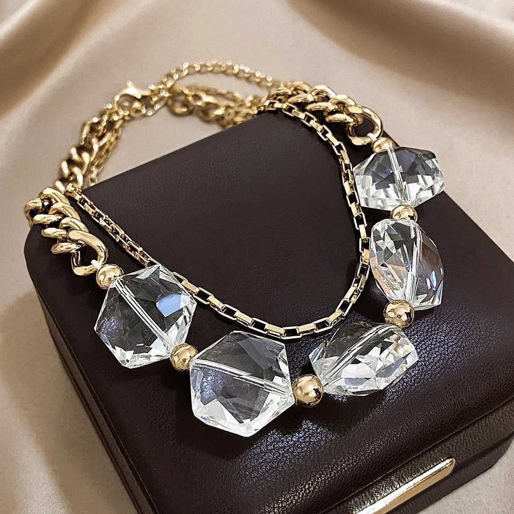 Creative Design Womens Necklace Chunky Big Geometric Transparent Resin Acrylic Pendant Necklaces Exaggerate Party Jewelry Gift XJ250524