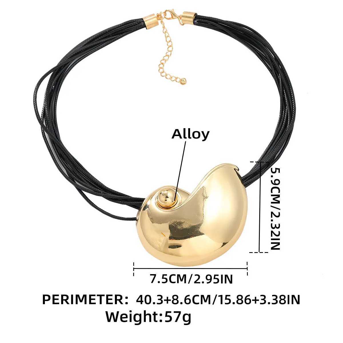 HUANZHI Alloy Conch Pendant Necklace for Women Girls Exaggerated Tren Metal Ocean Style Fashion Accories 2024 New XJ250524