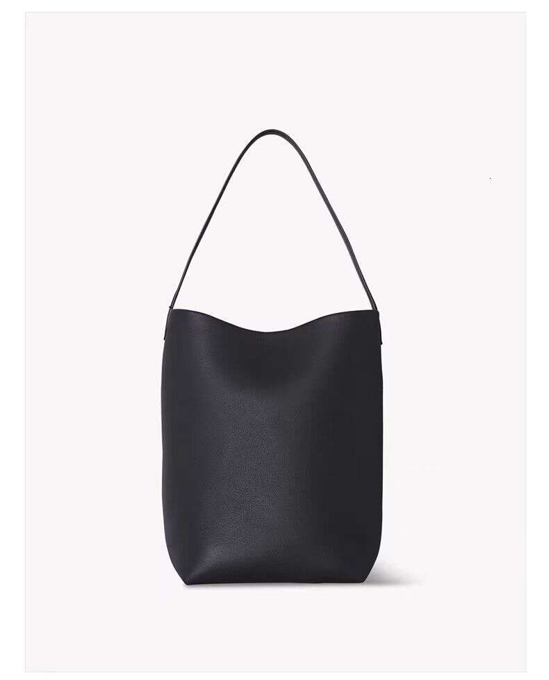 Row's new niche high-end large capacity single shoulder tote bag, black top layer leather commuting bucket bag