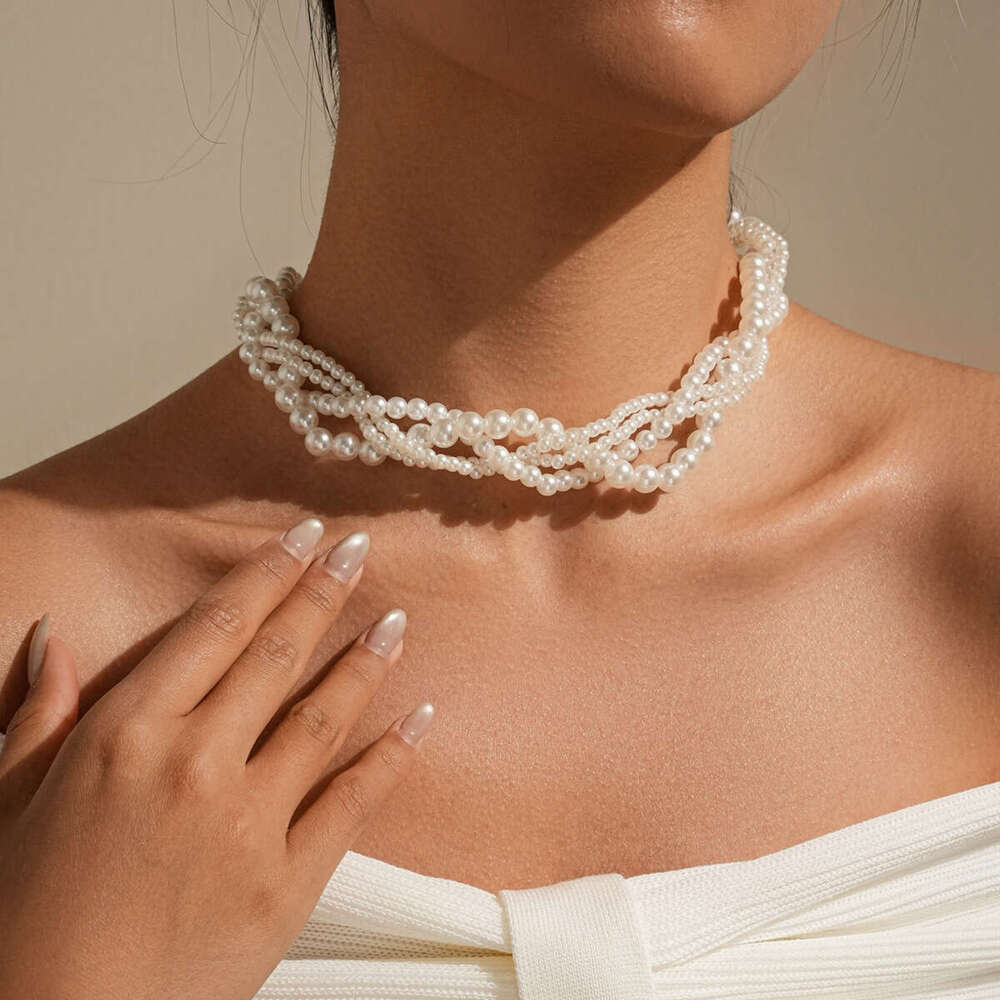 Hand woven multi layer Fried Dough Twists imitation pearl chain light high level French temperament collarbone chain beads