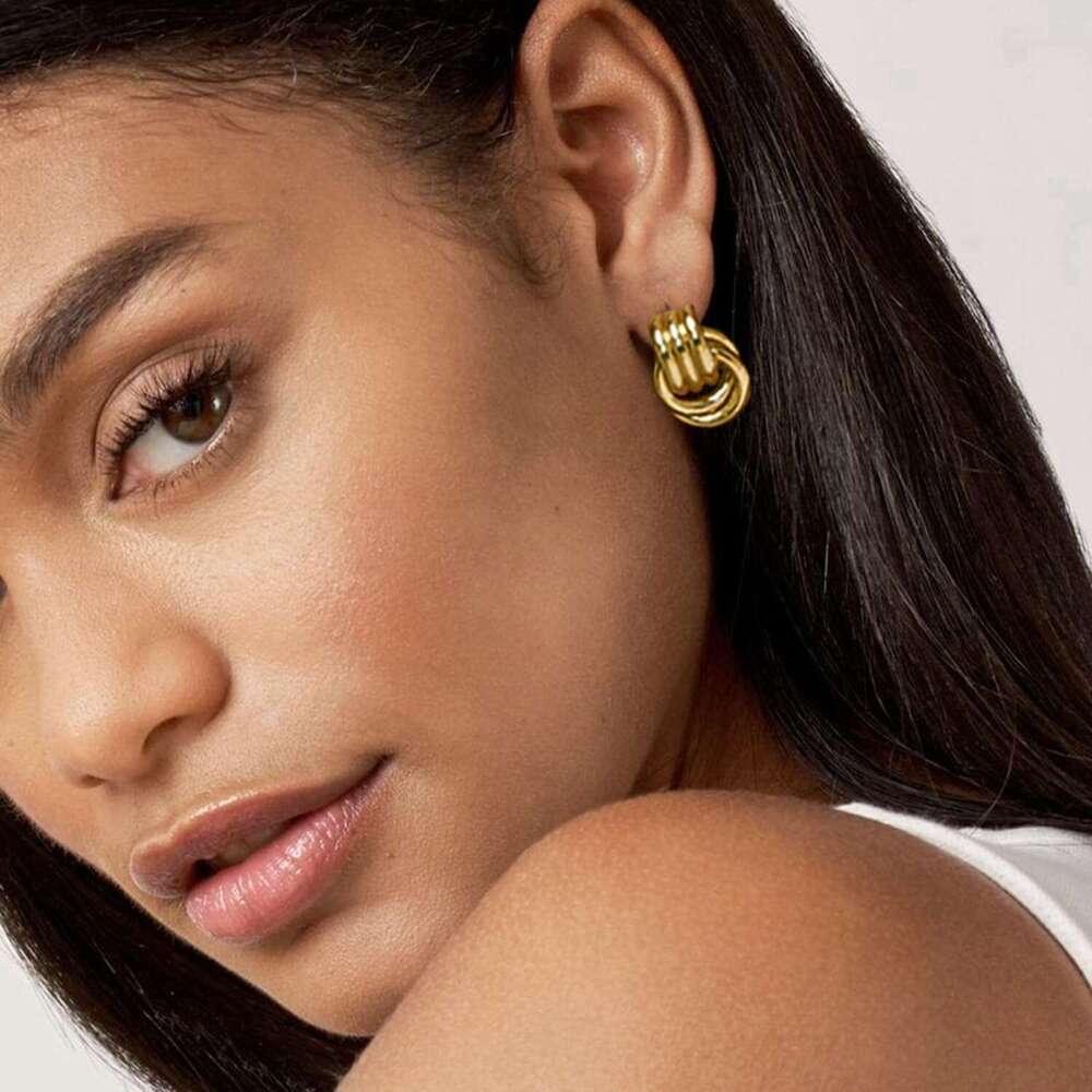 Rough summary: Earrings made of gold geometric earrings for women. Exquisite gold-plated sier plated pendants, earrings, hypoallergenic, lightweight,