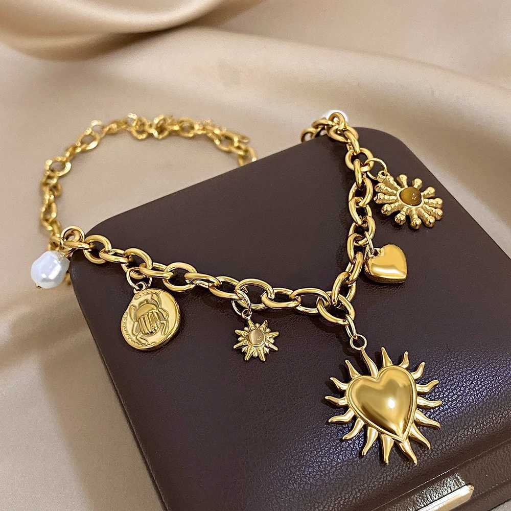 Vintage Chunky Golden Thick Chain Stainl Steel Charm Necklace Statement Chic Sun Heart Shed Pendant Fashion Jewelry Gift XJ250524