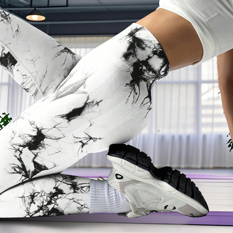 Seamless Women's High Elasticity Yoga Leggings - Butt Lifting Design Perfect for Fitness Activities