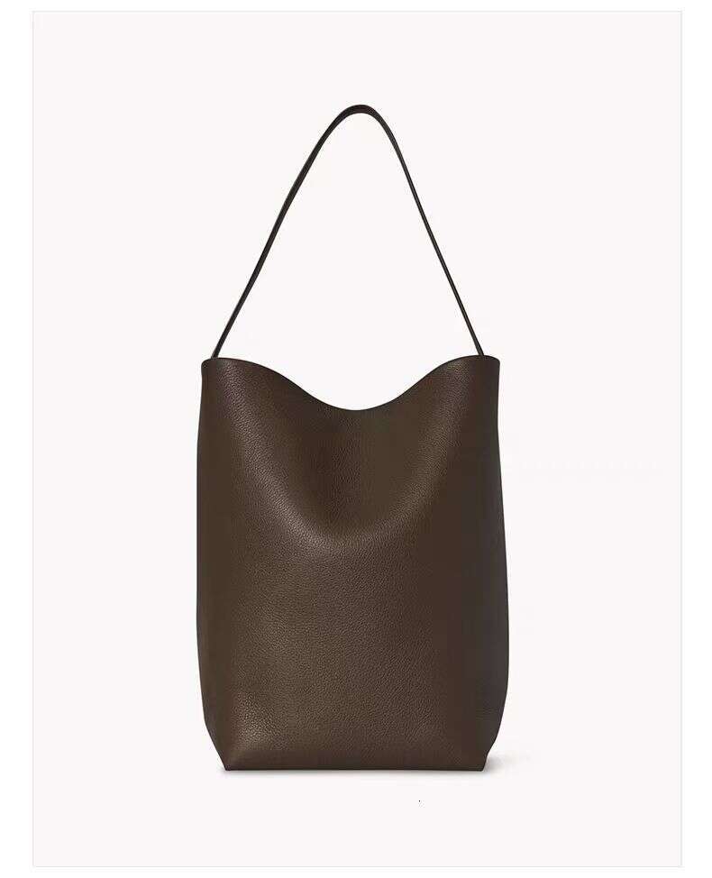 Row's new niche high-end large capacity single shoulder tote bag, black top layer leather commuting bucket bag