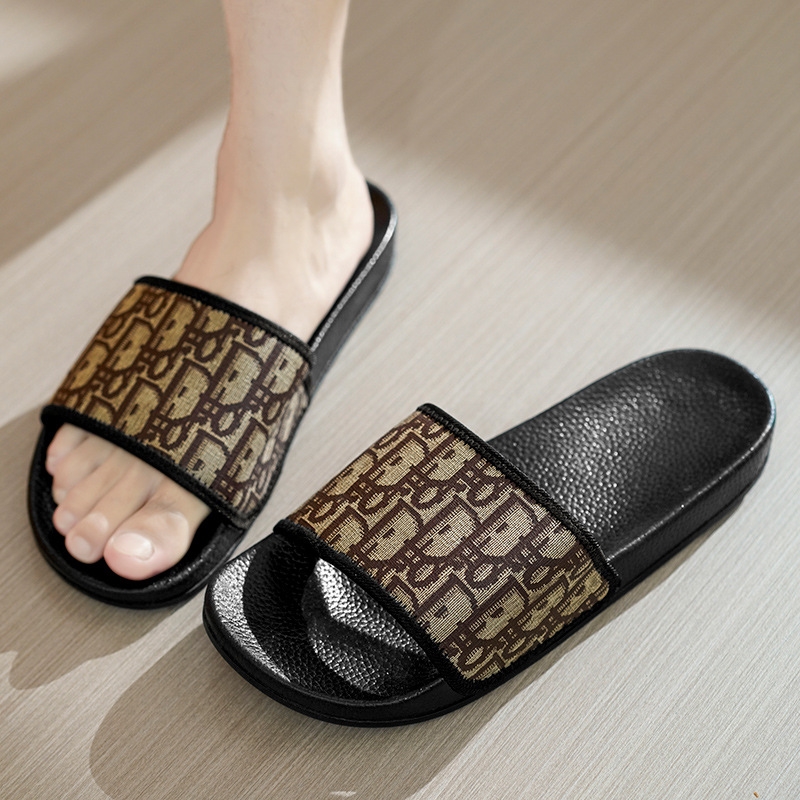 Free shipping designer cross-border large-sized 46 men's slippers, trendy beach shoes for summer wear, soft and casual men's shoes, lightwei