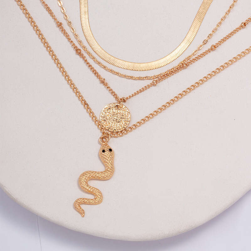 Hot selling alloy snake shaped pendant with multiple layers for fashionable and personalized necklaces