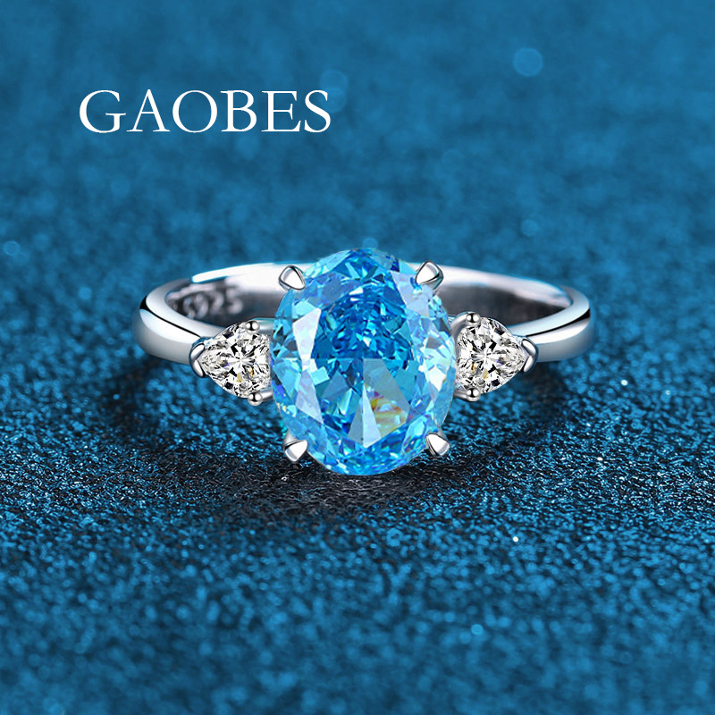 Exquisite Multicolored Diamond Solitaire Ring Crafted from Premium 925 Sterling Silver