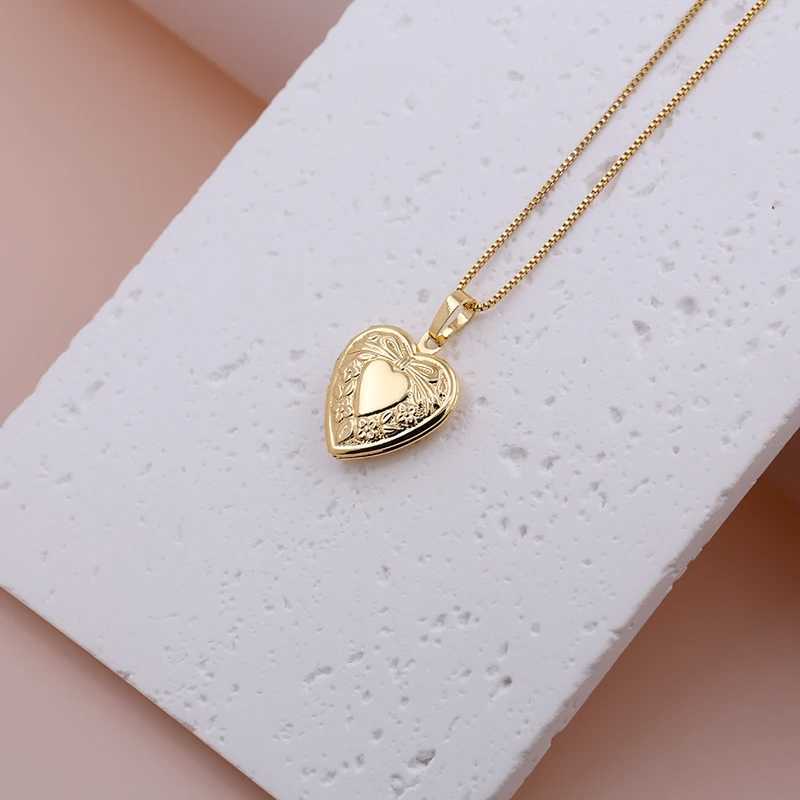2023 simple fashion Heart Locket Pendants Necklaces For Women Gold Color Photo Frame Valentine rs Necklace 45 cm Gift JewelrXJ250524
