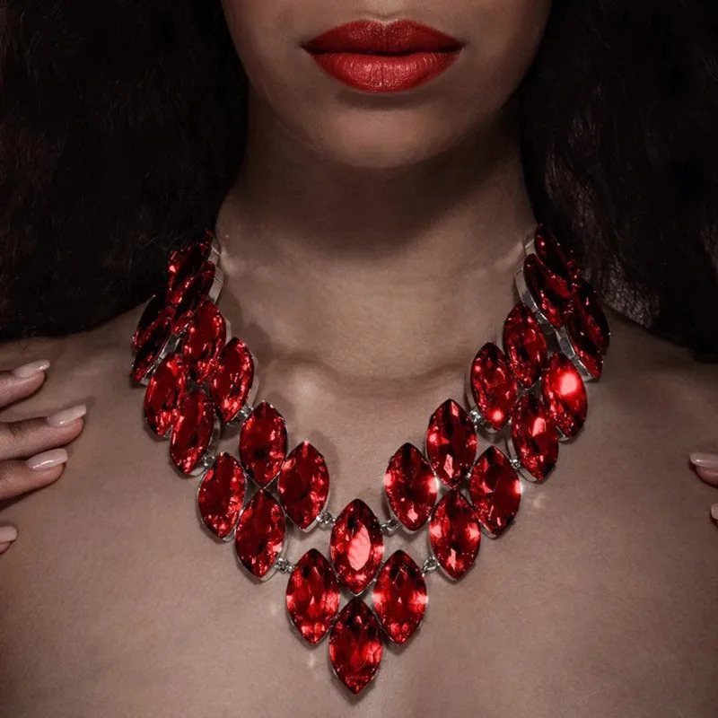 Exaggerated Large Rhinestone Statement Necklace Fashion Women Red Crystal Choker Necklace Drag Queen Jewelry 250519