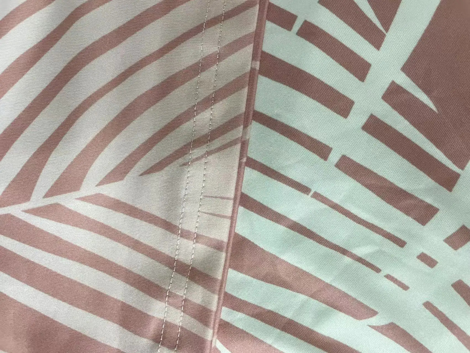 Plus size womens fashion casual vacation short sleeve set with printed top and solid color bottom 250513Z