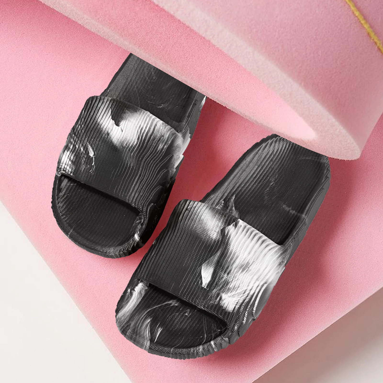 Boy Girls fun Pixels Shoes Parent-child Slippers Indoor Bathroom Anti-Slip Soft Sole Home Sildes PVC Fashion Trend Sandals 250522