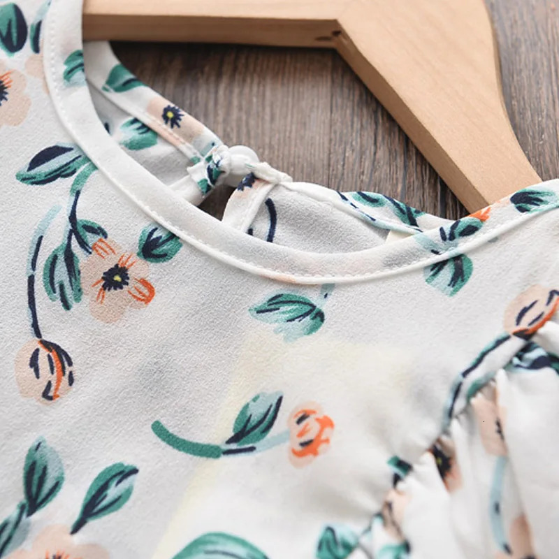 Bear Leader Kids Girl Clothes Fashion Sling Flower Bow Baby Girls Shirt Stripe Shorts 2pcs Suit Children Clothing Sets 250517z